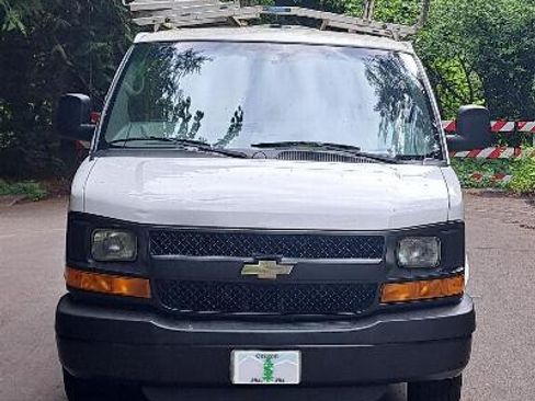 Used 2012 Chevrolet Express 2500 w/ Power Package image 4