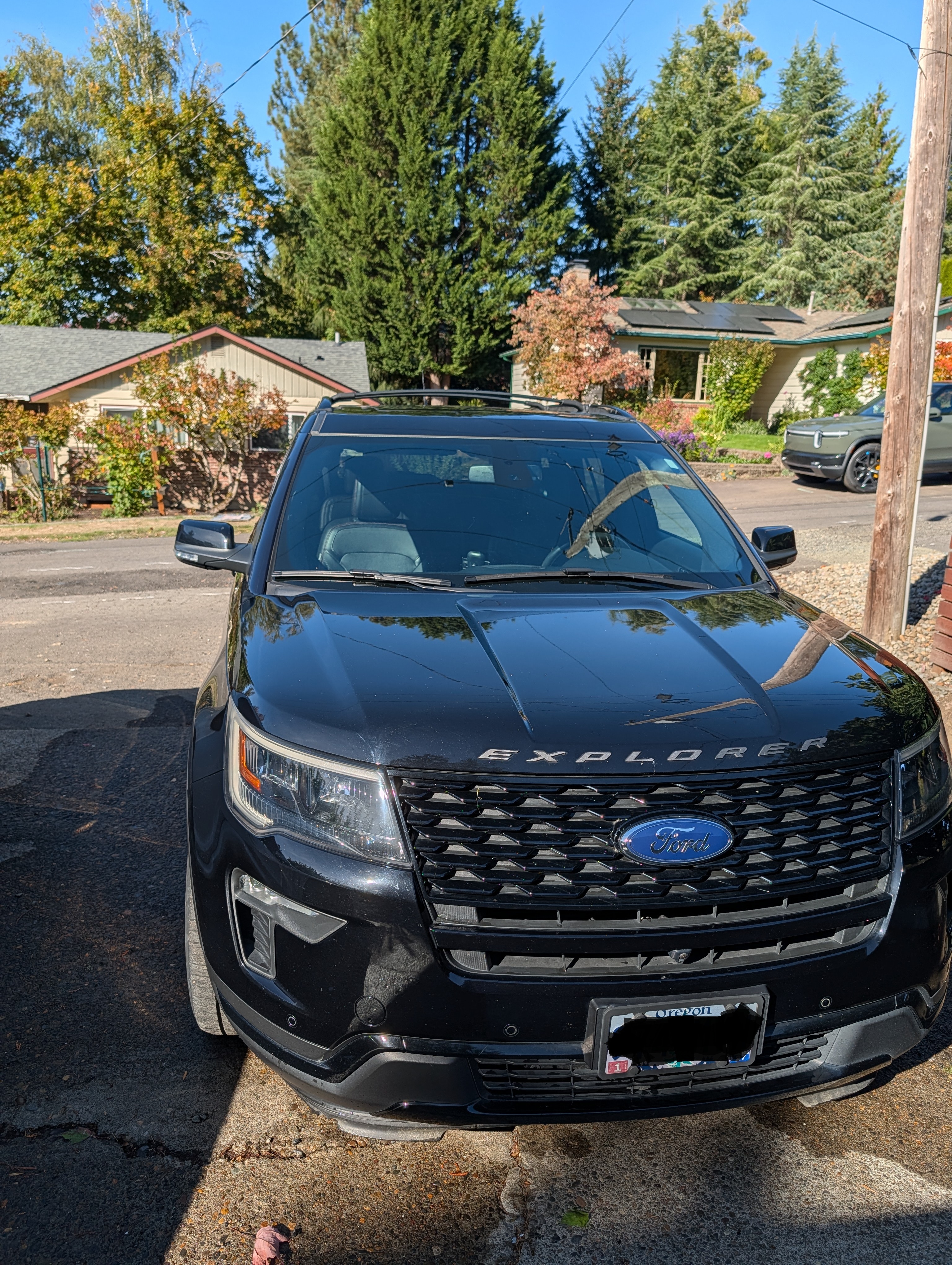 Used 2018 Ford Explorer Sport w/ Equipment Group 401A AWD/4WD image 13