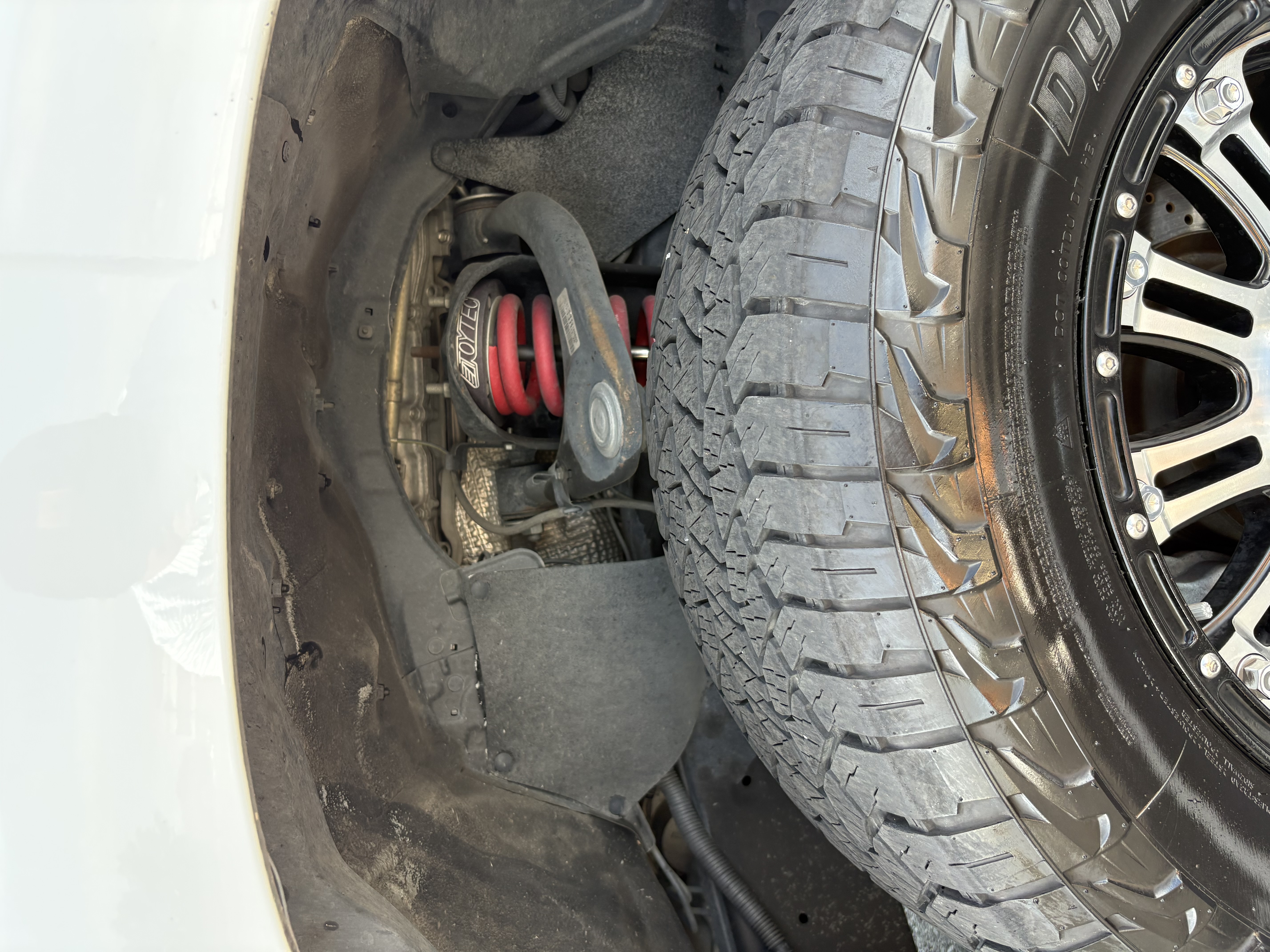 Used 2012 Toyota Tundra 4x4 Double Cab w/ TRD Off-Road Pkg image 8