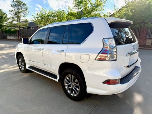 Used 2016 Lexus GX 460 Luxury AWD/4WD image 6