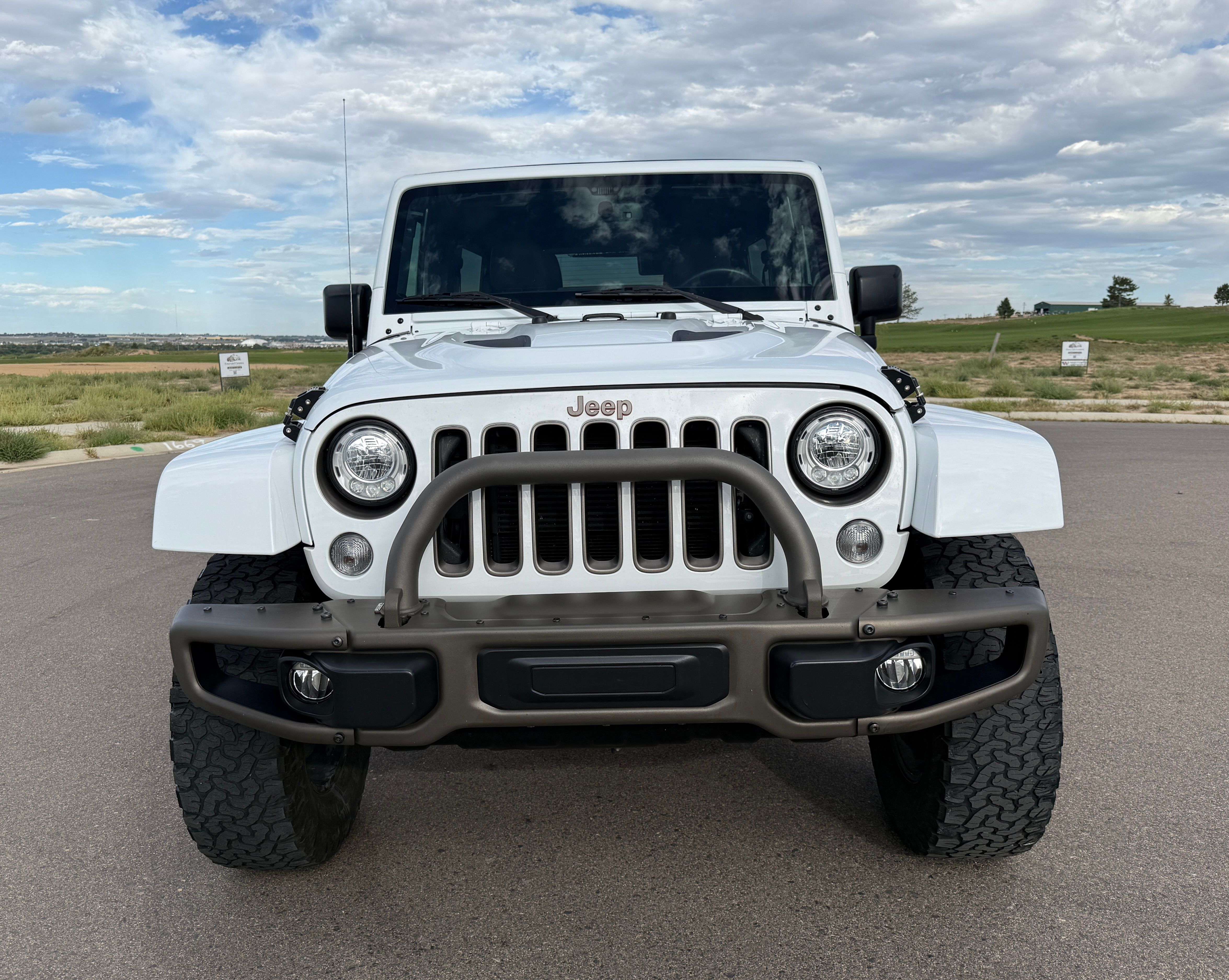 Used 2017 Jeep Wrangler Unlimited Sahara AWD/4WD image 12