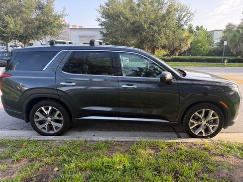 Used 2020 Hyundai Palisade SEL w/ Premium Package FWD image 5