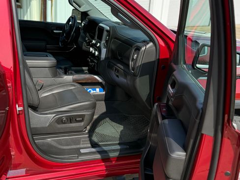 Used 2019 GMC Sierra 1500 SLT w/ SLT Premium Plus Package image 8