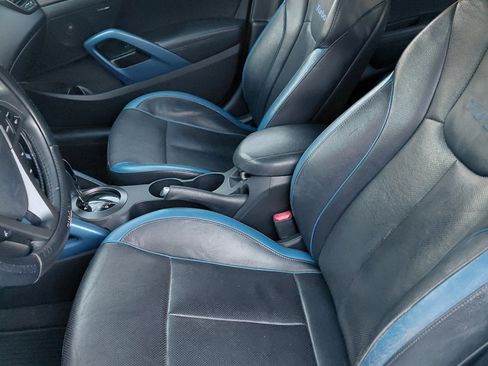Used 2013 Hyundai Veloster Turbo image 6