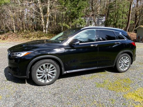 Used 2023 INFINITI QX50 Luxe image 4
