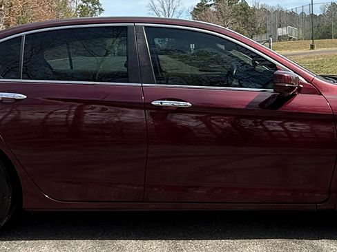 Used 2015 Honda Accord EX-L image 8