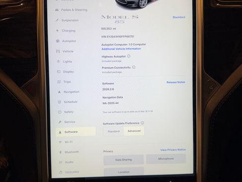 Used 2015 Tesla Model S 85 image 20