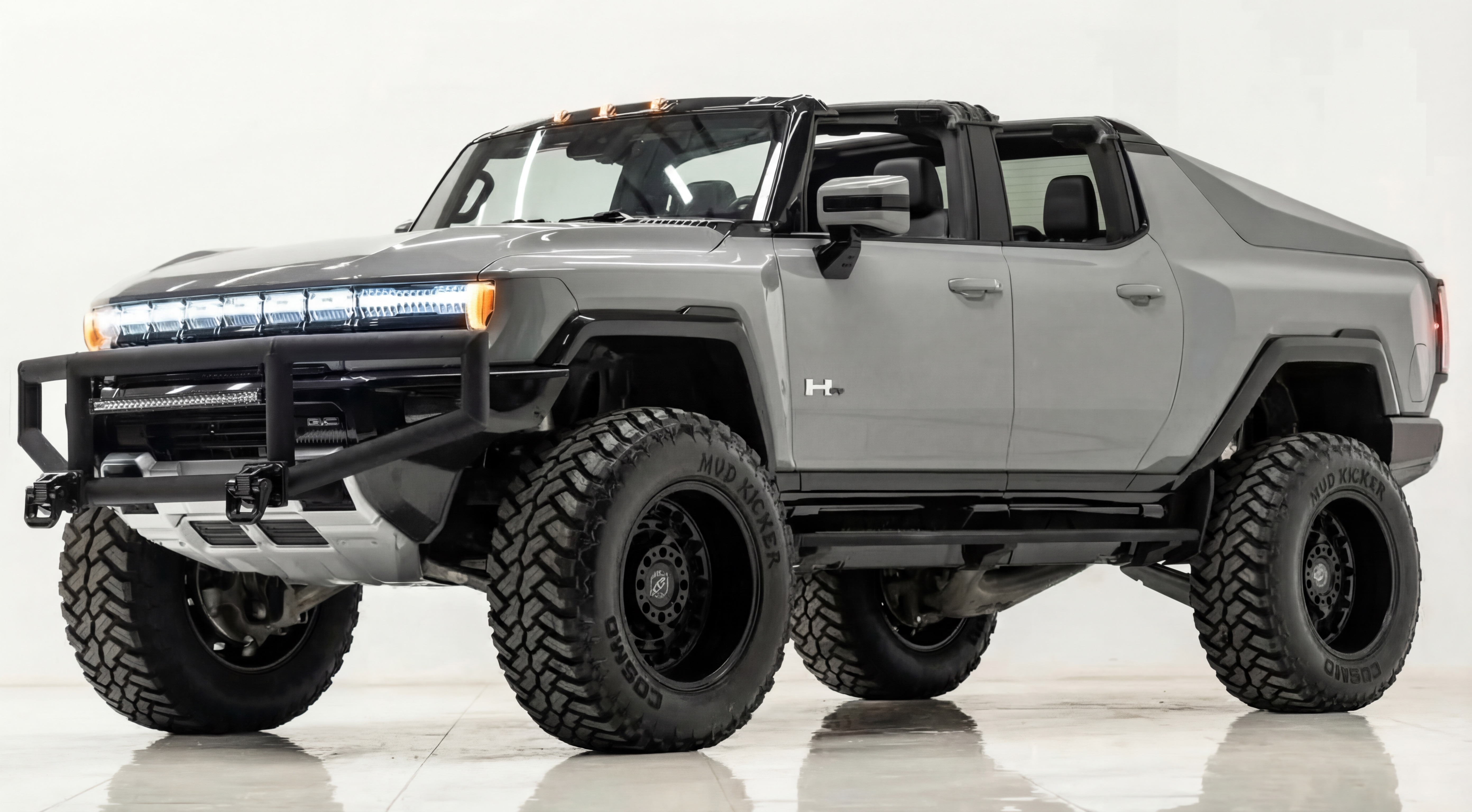 Used 2024 GMC Hummer EV 2X AWD/4WD image 5