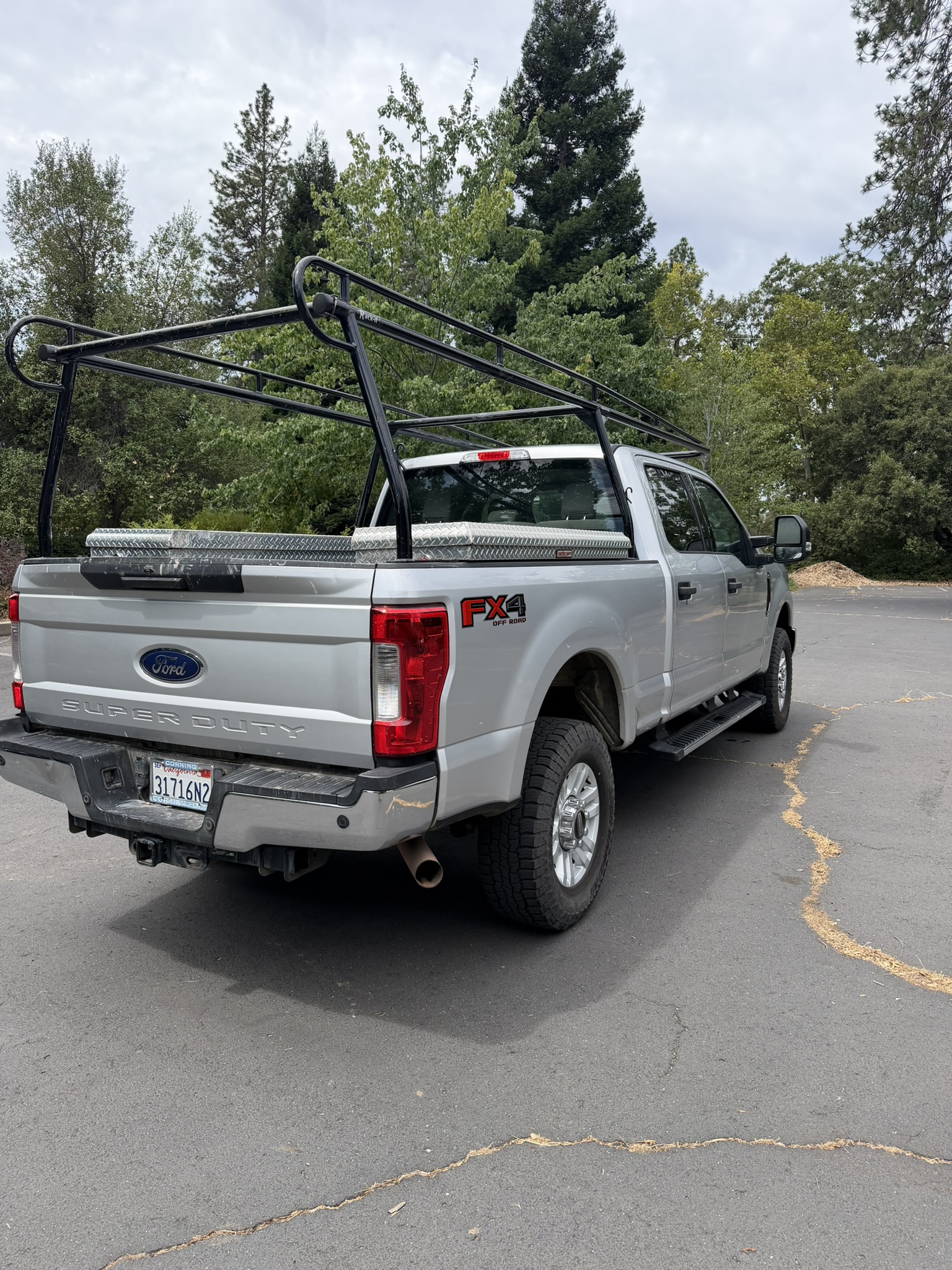Used 2019 Ford F250 XLT w/ XLT Value Package AWD/4WD image 2