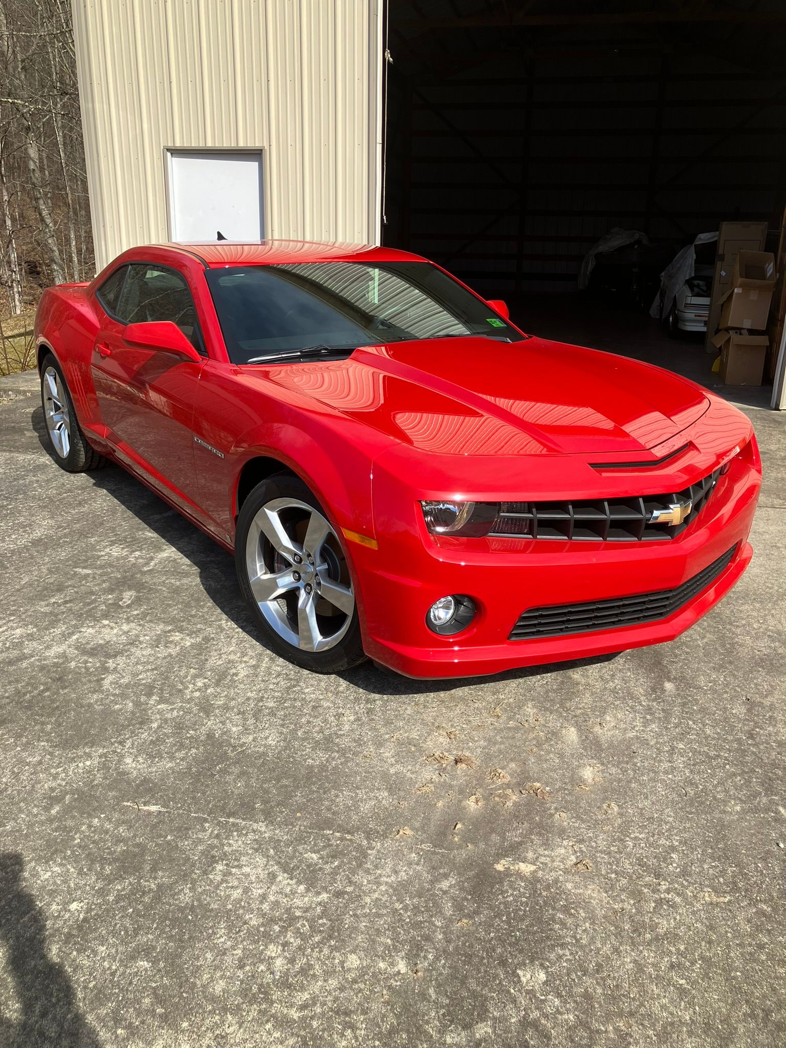 Used 2010 Chevrolet Camaro SS RWD image 2