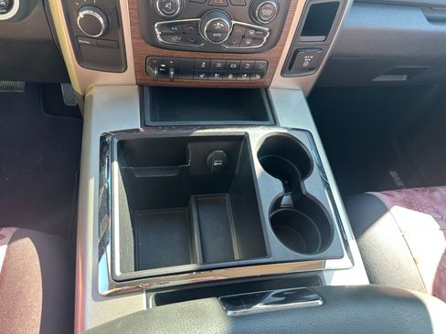 Used 2015 RAM 2500 Laramie w/ Convenience Group AWD/4WD image 8