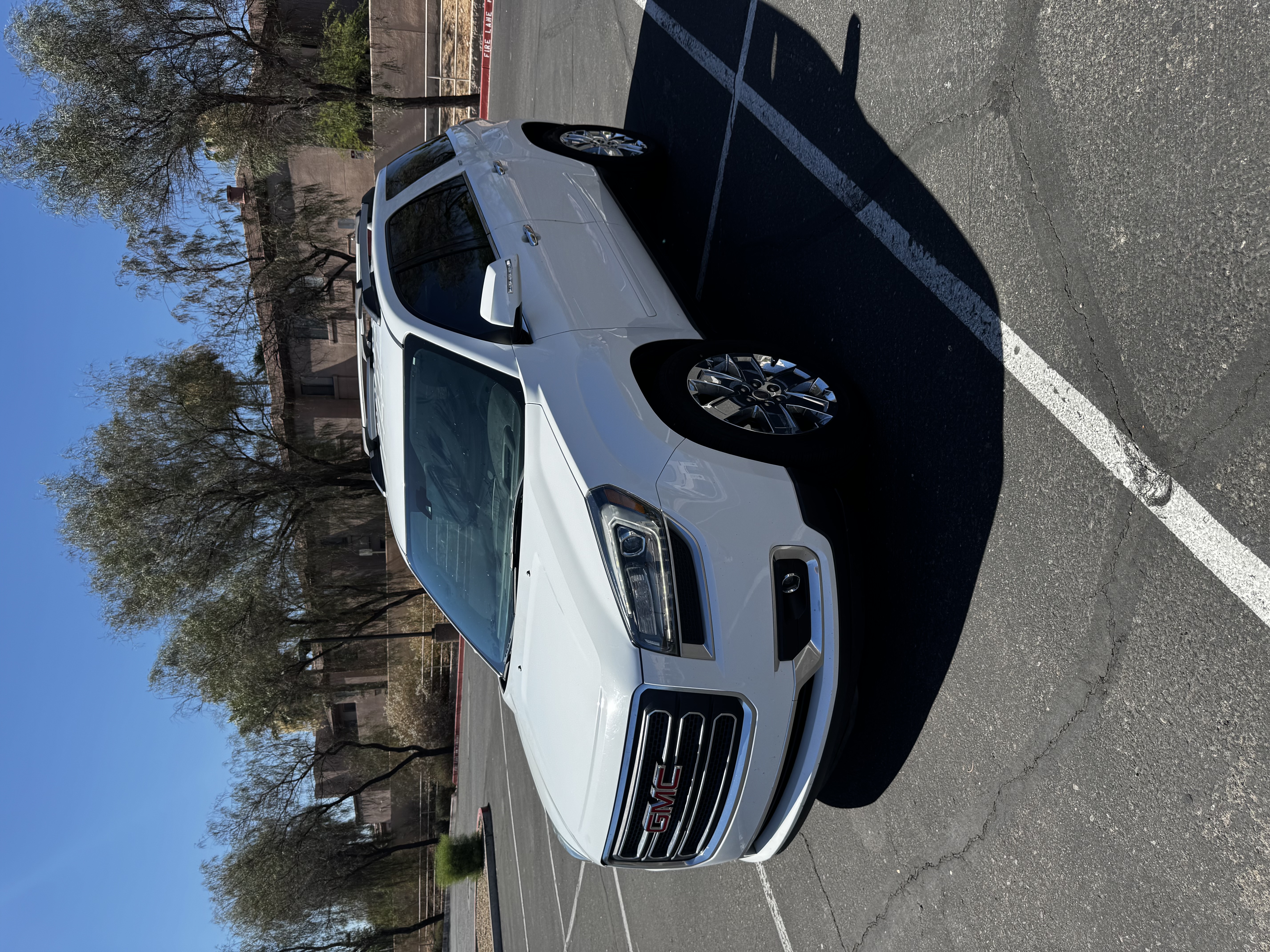 Used 2017 GMC Acadia Limited SLT FWD image 1
