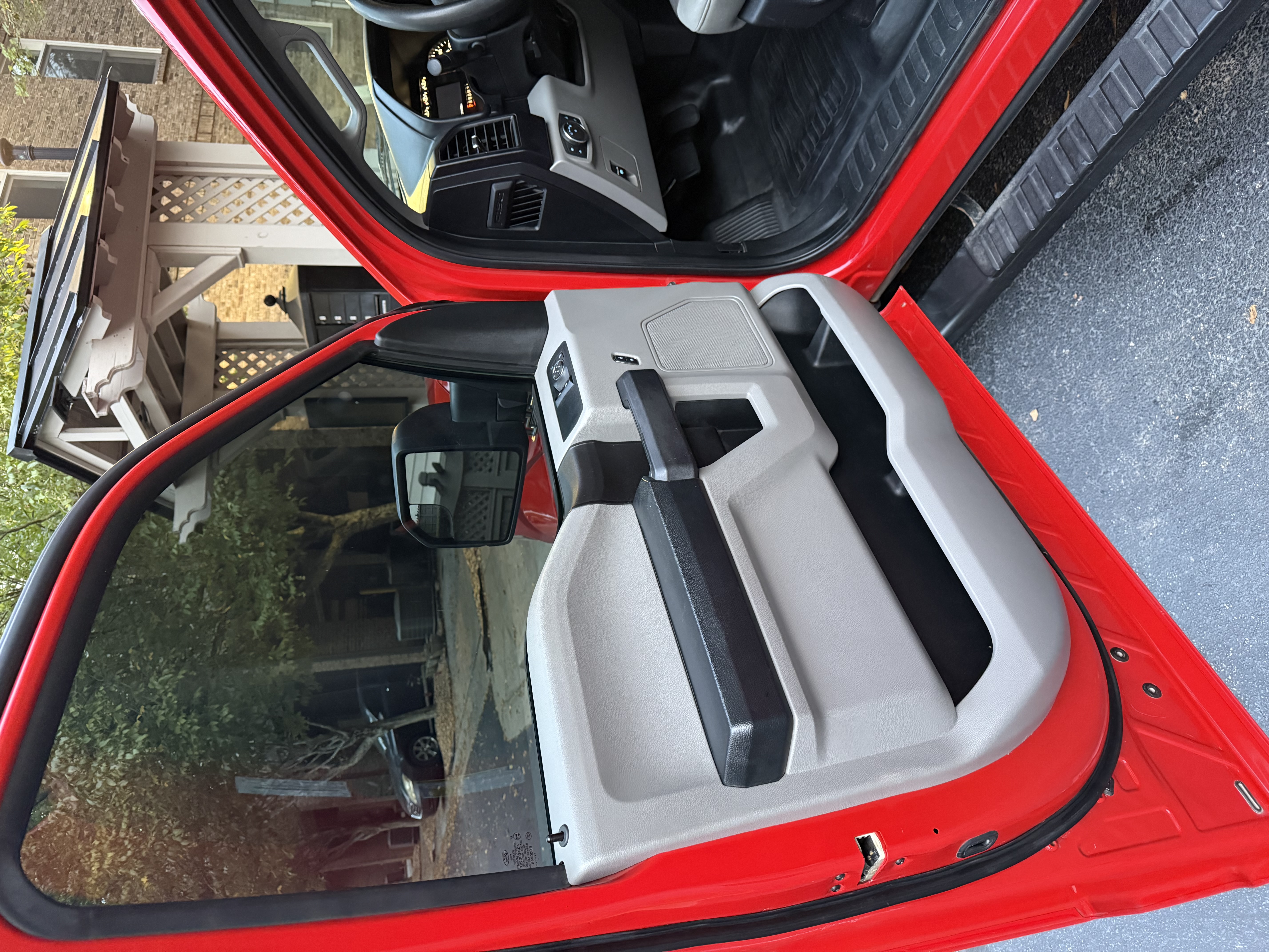 Used 2018 Ford F150 XL w/ Equipment Group 101A Mid RWD image 18