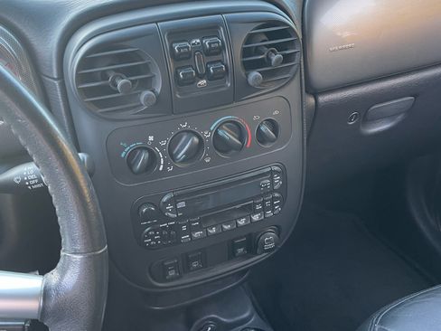 Used 2004 Chrysler PT Cruiser GT FWD image 15
