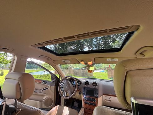 Used 2009 Mercedes-Benz GL 450 4MATIC image 17