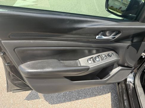Used 2021 Nissan Altima 2.5 S FWD image 12