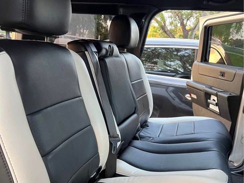 Used 2007 HUMMER H2 AWD/4WD image 10