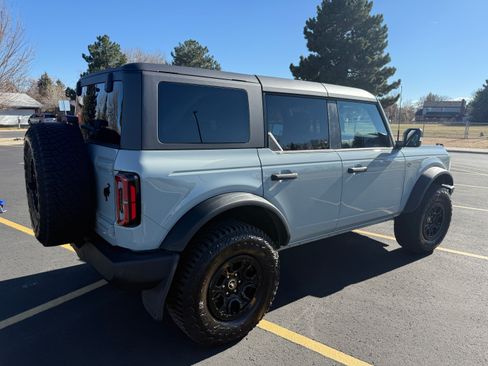 Used 2024 Ford Bronco Wildtrak image 5