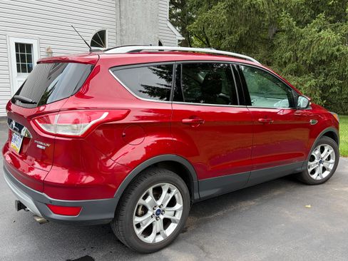 Used 2016 Ford Escape Titanium AWD/4WD image 9
