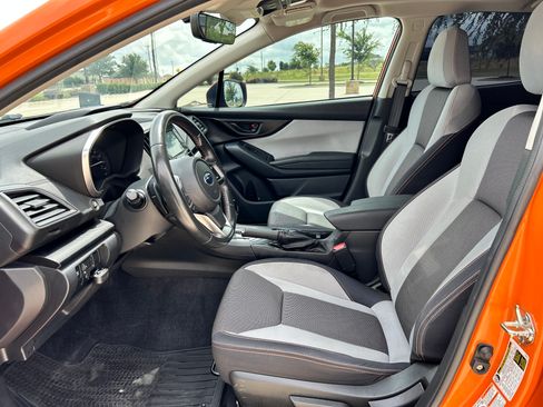 Used 2018 Subaru Crosstrek 2.0i Premium AWD/4WD image 14