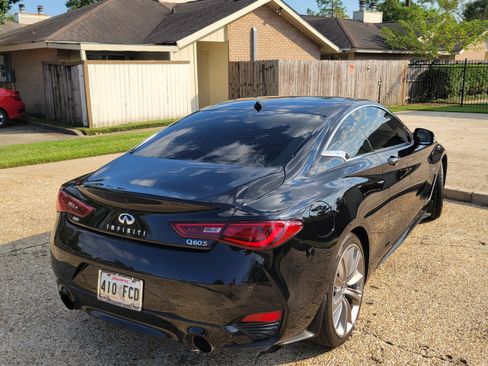 Used 2018 INFINITI Q60 Red Sport 400 w/ Pro Active Package image 4