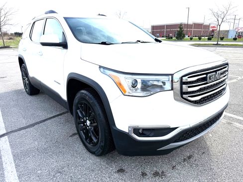 Used 2018 GMC Acadia SLT image 4