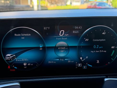 Used 2022 Mercedes-Benz GLB 250 4MATIC image 13