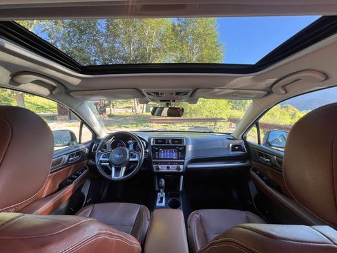 Used 2017 Subaru Outback 3.6R Touring w/ Popular Package #5A AWD/4WD image 26
