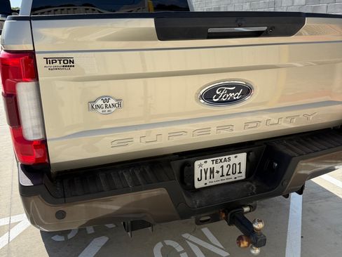 Used 2017 Ford F250 King Ranch w/ King Ranch Ultimate Package image 12