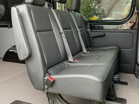 Used 2024 Mercedes-Benz Sprinter 2500 image 28