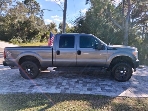 Used 2012 Ford F250 XL image 5