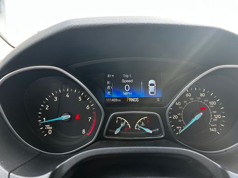 Used 2015 Ford Focus SE w/ SE Sport Package image 11