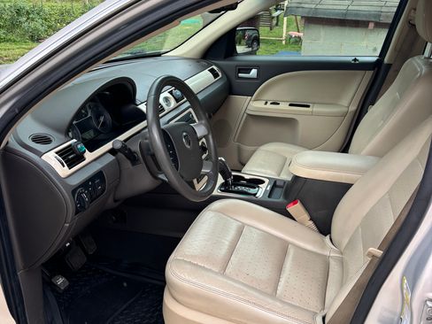 Used 2009 Mercury Sable Sedan FWD image 6