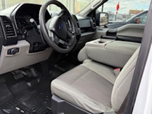 Used 2015 Ford F150 XL w/ Equipment Group 101A Mid image 9