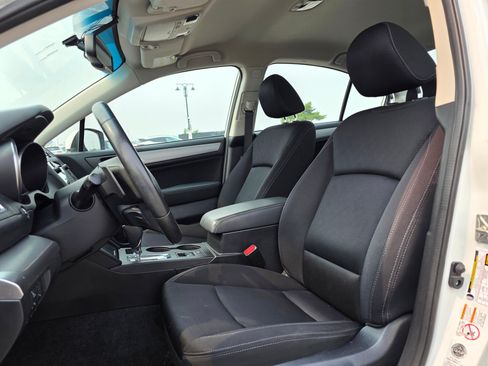 Used 2015 Subaru Legacy 2.5i Premium AWD/4WD image 8