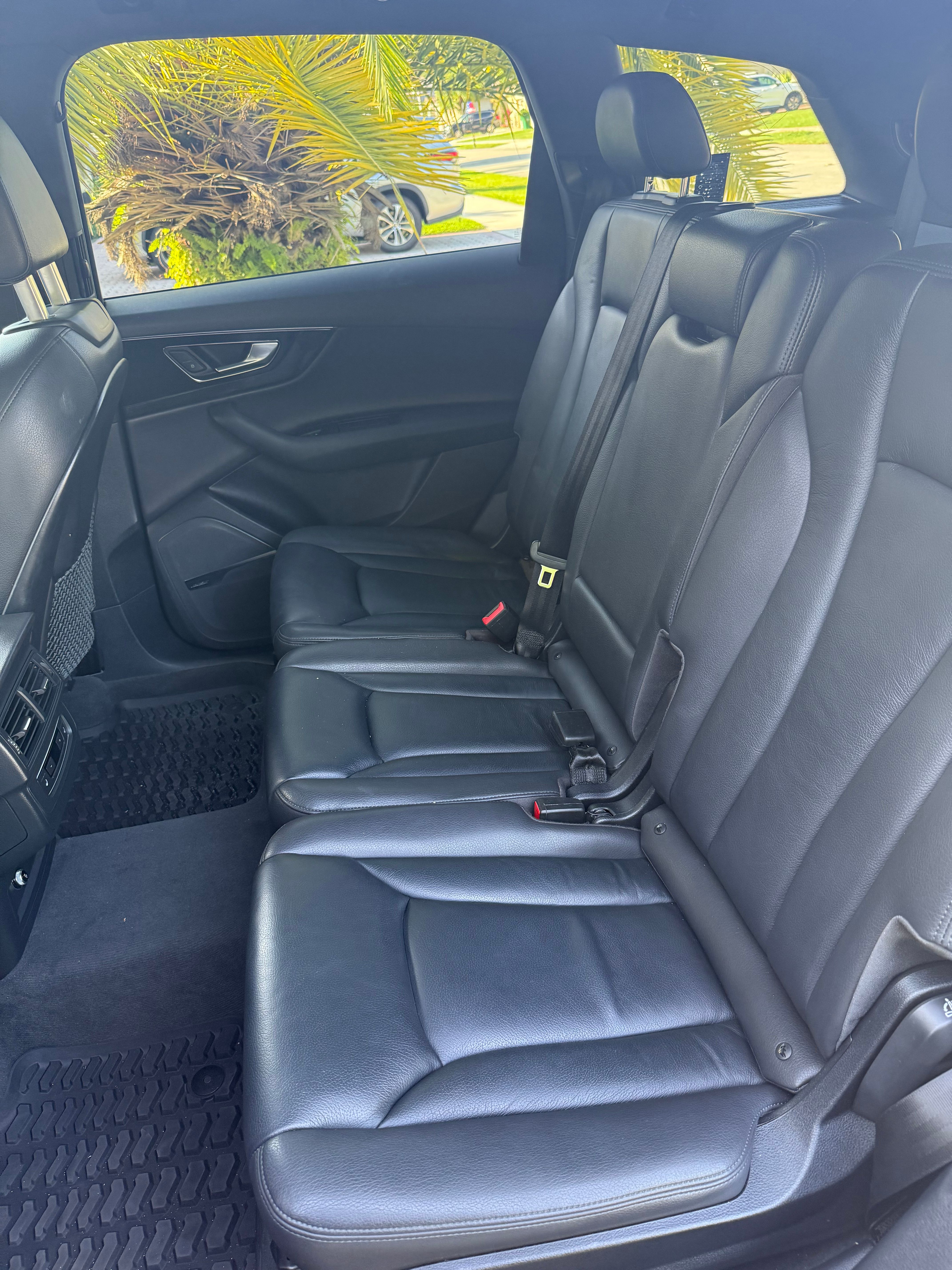 Used 2019 Audi Q7 3.0T Premium Plus w/ Premium Plus Package AWD/4WD image 13