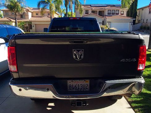 Used 2018 RAM 3500 Tradesman w/ Chrome Appearance Group image 2