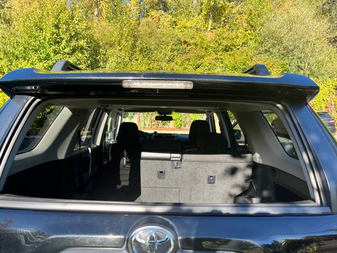 Used 2011 Toyota 4Runner Trail image 6