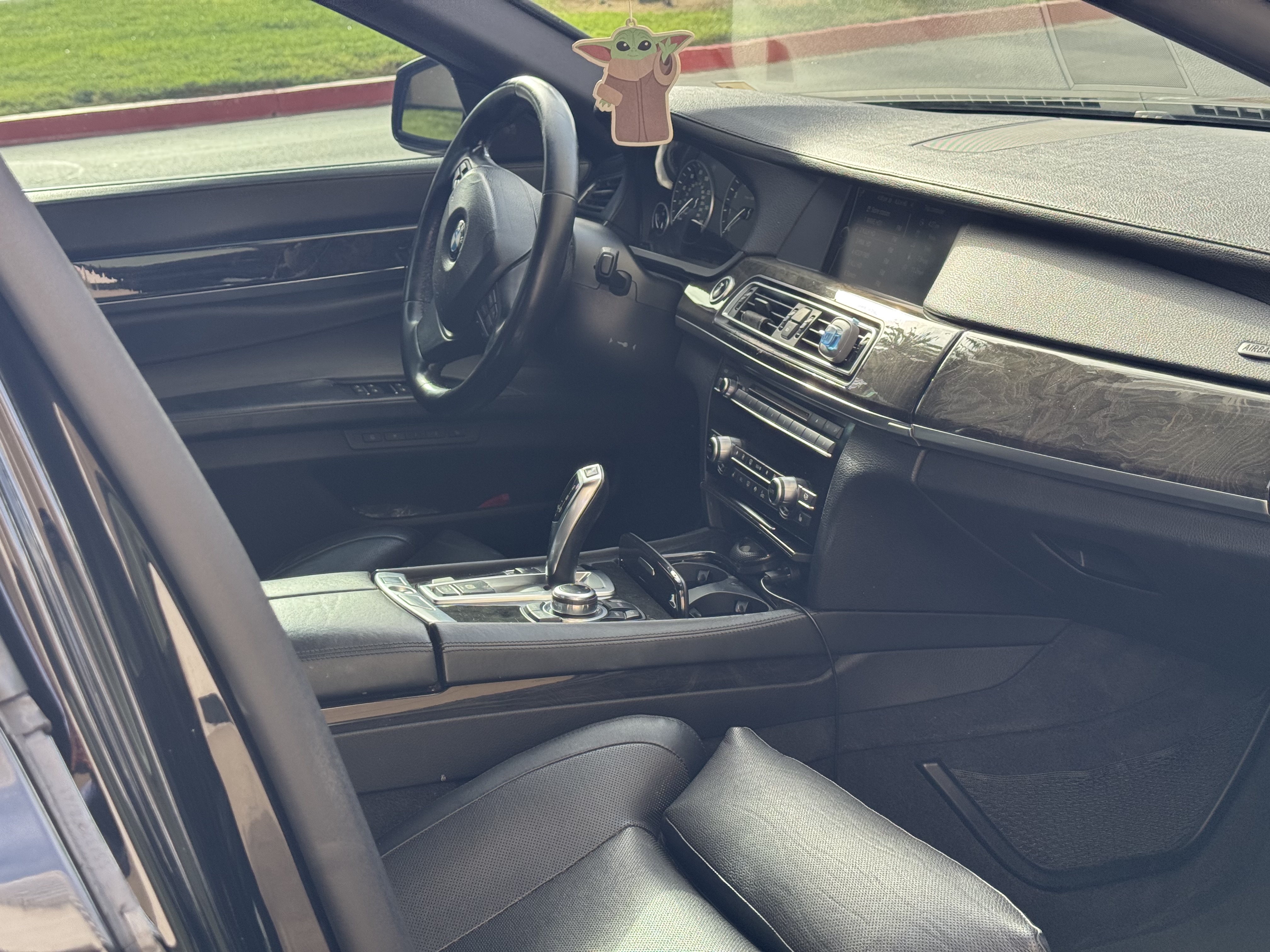 Used 2012 BMW ALPINA B7 RWD image 5