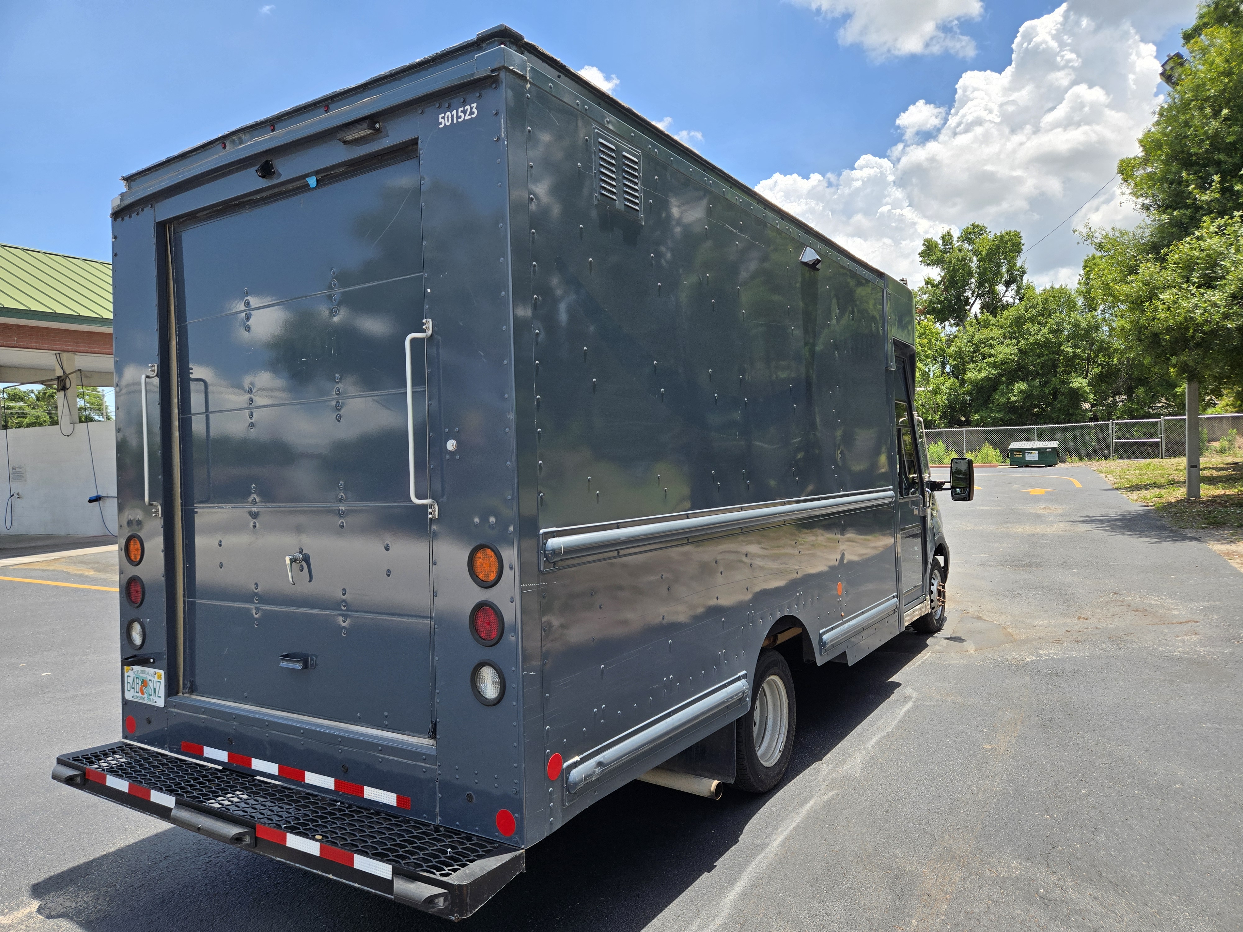 Used 2021 Ford Transit 350 DRW RWD image 6