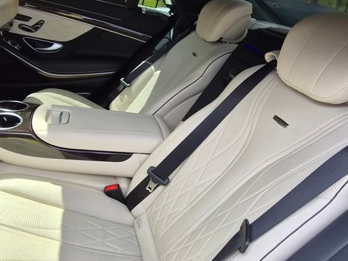 Used 2015 Mercedes-Benz S 63 AMG 4MATIC Sedan image 10