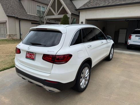 Used 2020 Mercedes-Benz GLC 300 4MATIC image 13