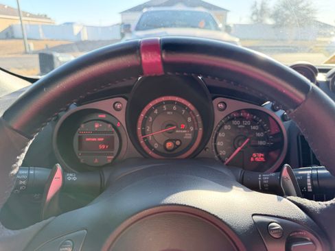 Used 2015 Nissan 370Z NISMO image 18