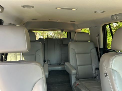 Used 2016 Chevrolet Tahoe LT image 9