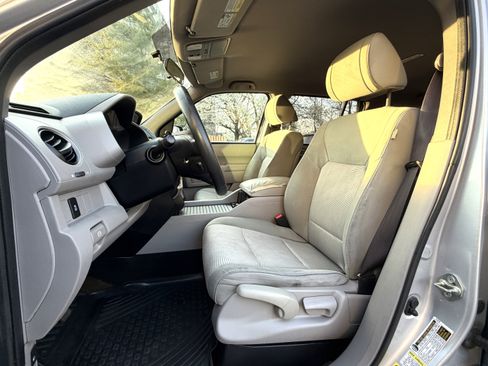 Used 2015 Honda Pilot LX image 11