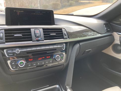 Used 2015 BMW 428i Convertible image 9