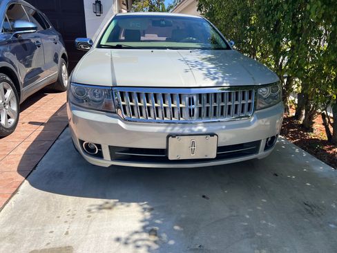 Used 2007 Lincoln MKZ image 11
