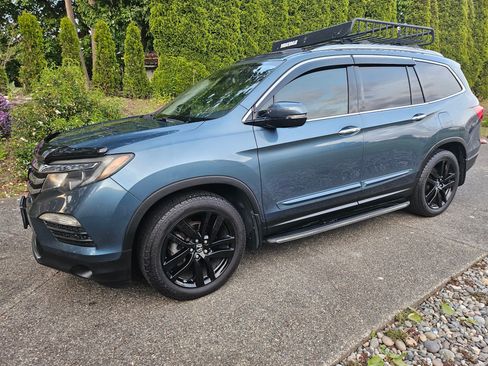 Used 2016 Honda Pilot Elite image 1