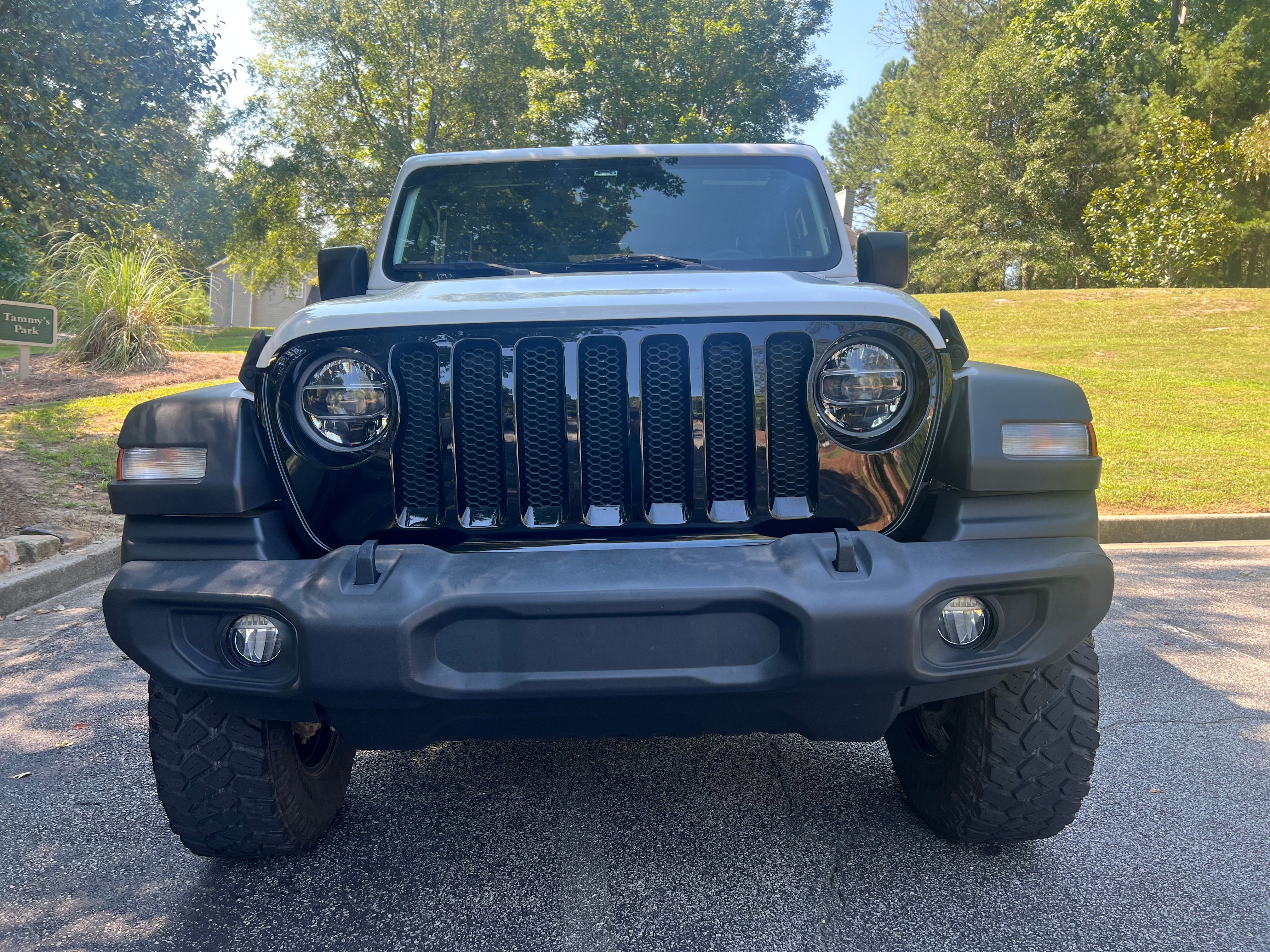 Used 2020 Jeep Wrangler Unlimited Sport AWD/4WD image 2