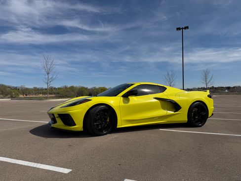 Used 2021 Chevrolet Corvette Stingray Premium Cpe w/ Z51 Performance Package image 26